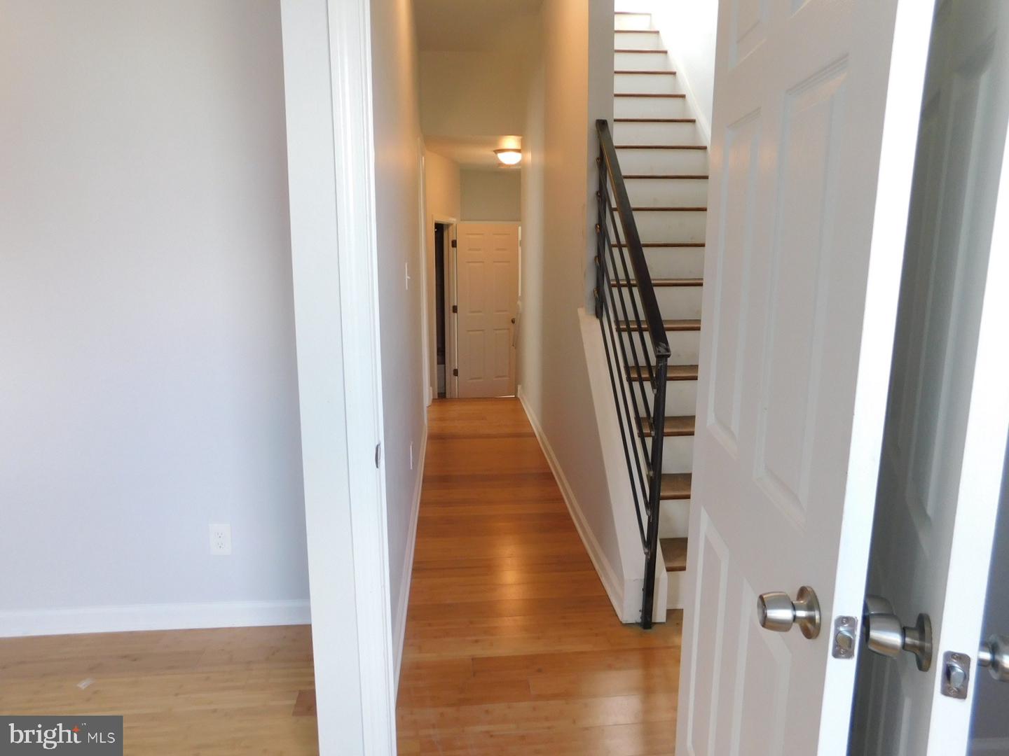 2238 W Master St Property Photo 15