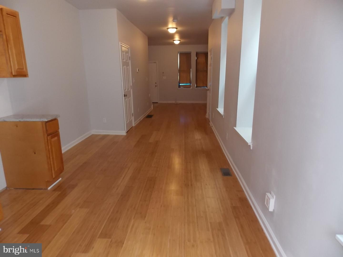 2417 Arlington St Property Photo 6