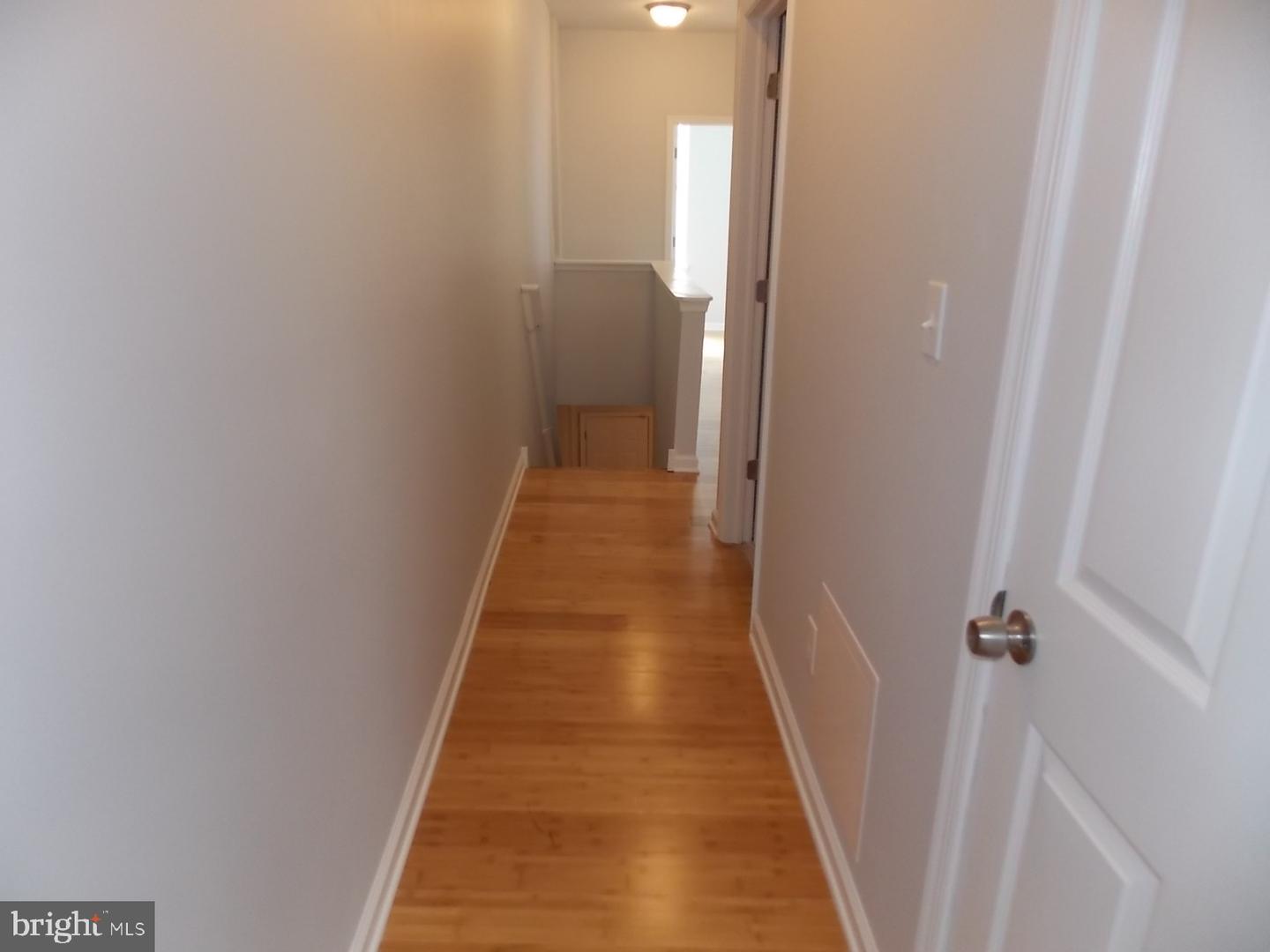 2417 Arlington St Property Photo 9