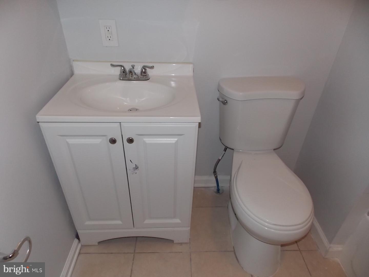 2417 Arlington St Property Photo 12