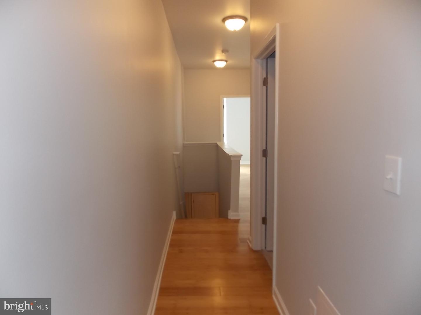 2417 Arlington St Property Photo 13