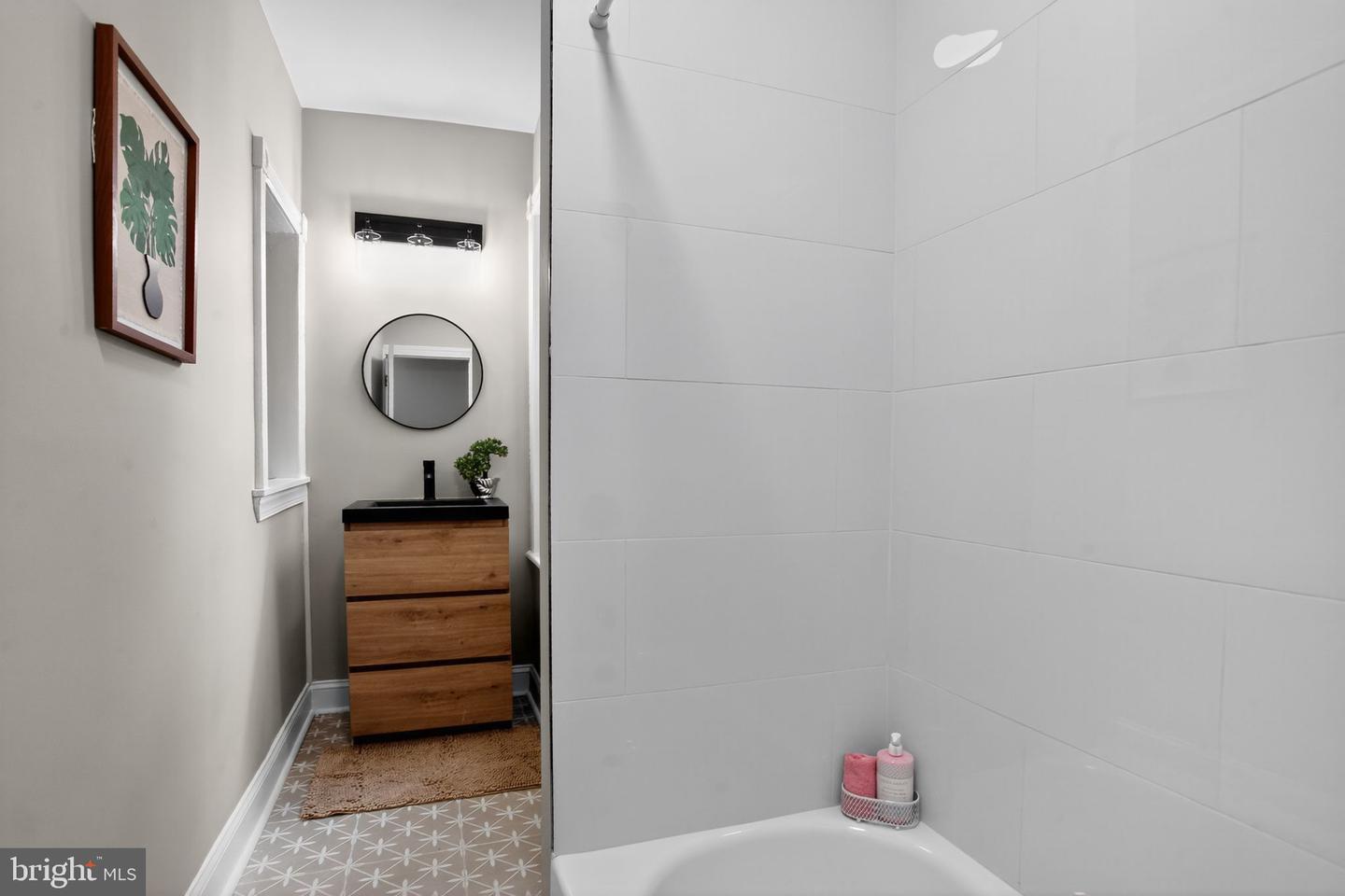 508 W King St Property Photo 19