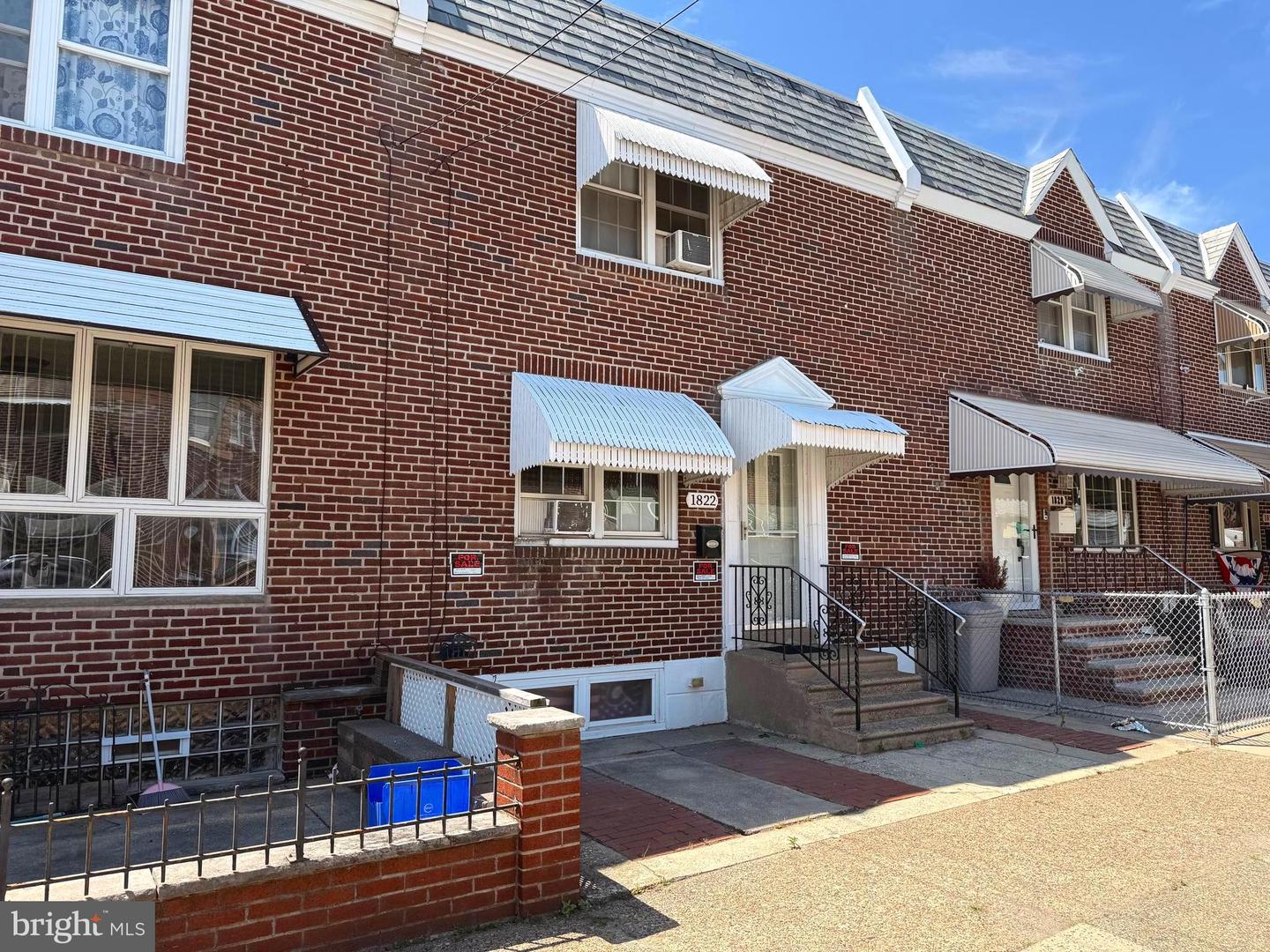 1822 S Dover St Property Photo 1