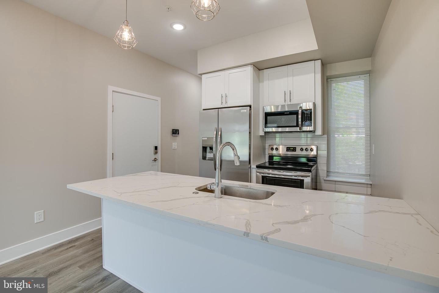 2017 N College Ave #2 Property Photo 1