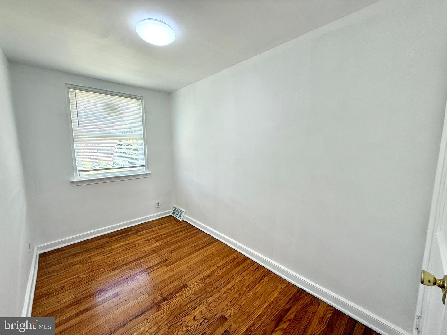 1106 E Hortter St Property Photo 17