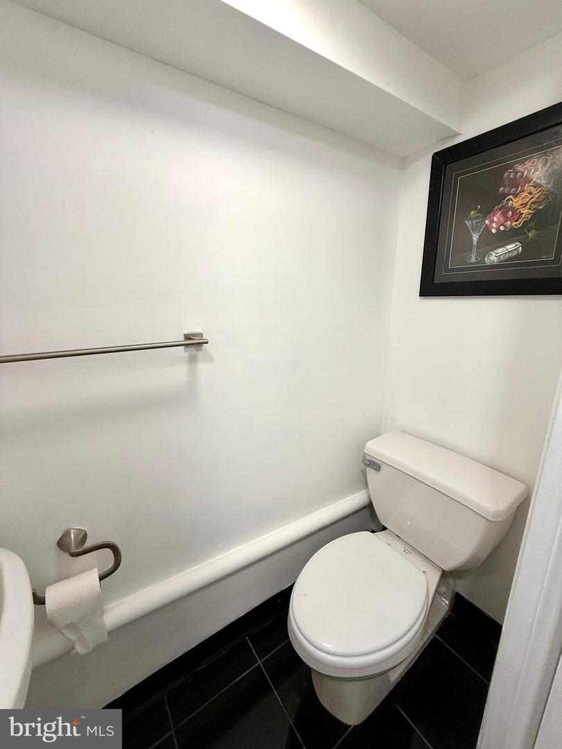 1106 E Hortter St Property Photo 27