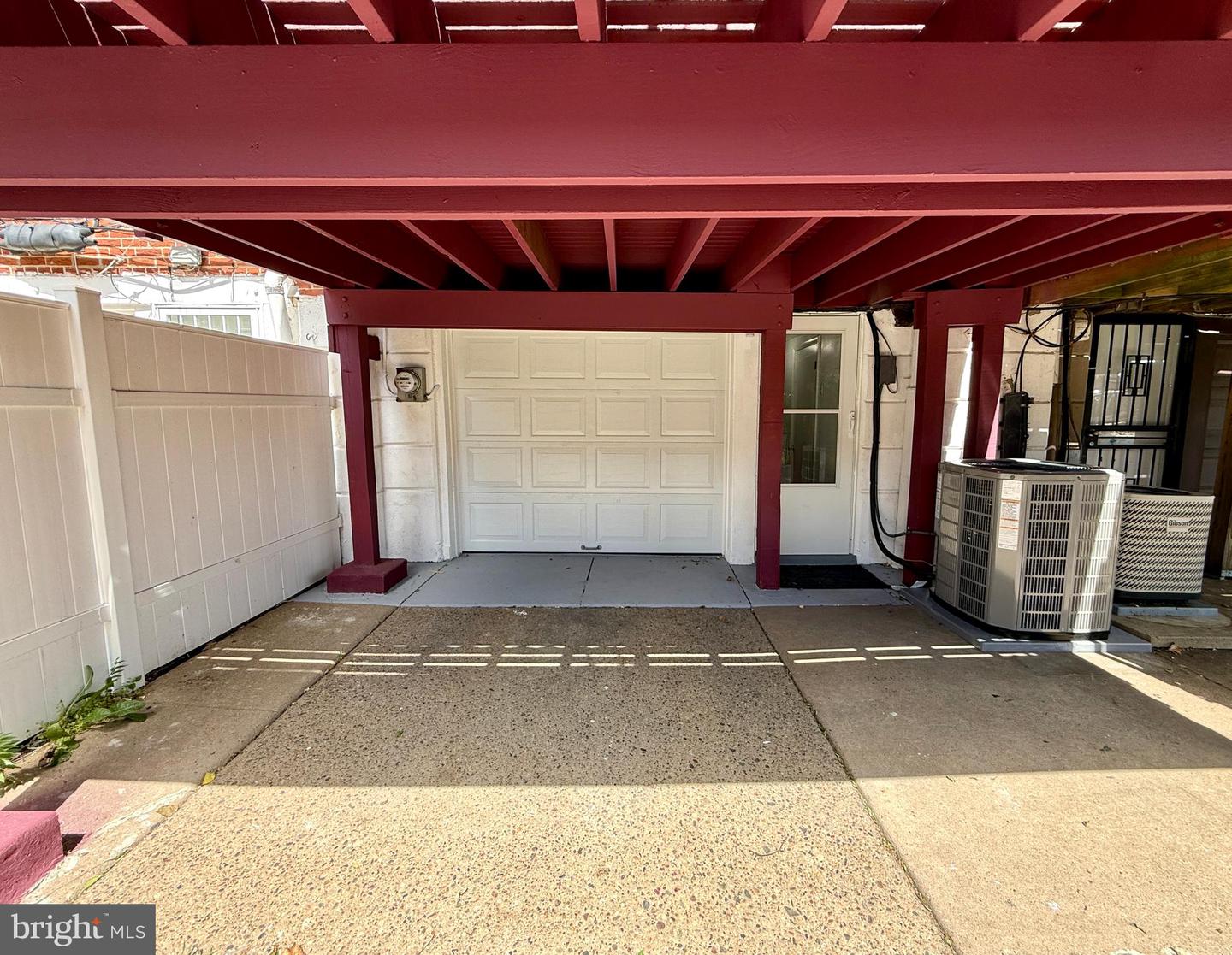 1106 E Hortter St Property Photo 32