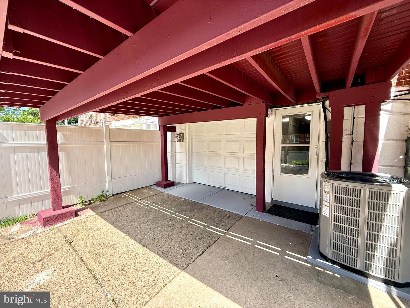 1106 E Hortter St Property Photo 36