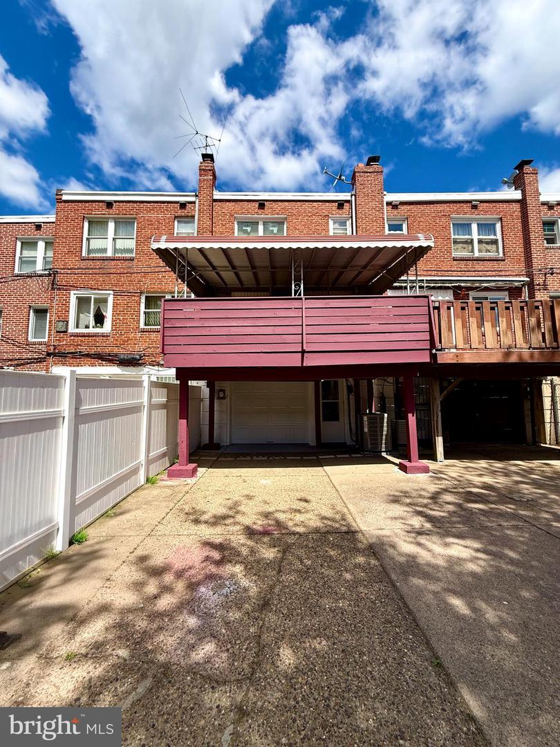 1106 E Hortter St Property Photo 37