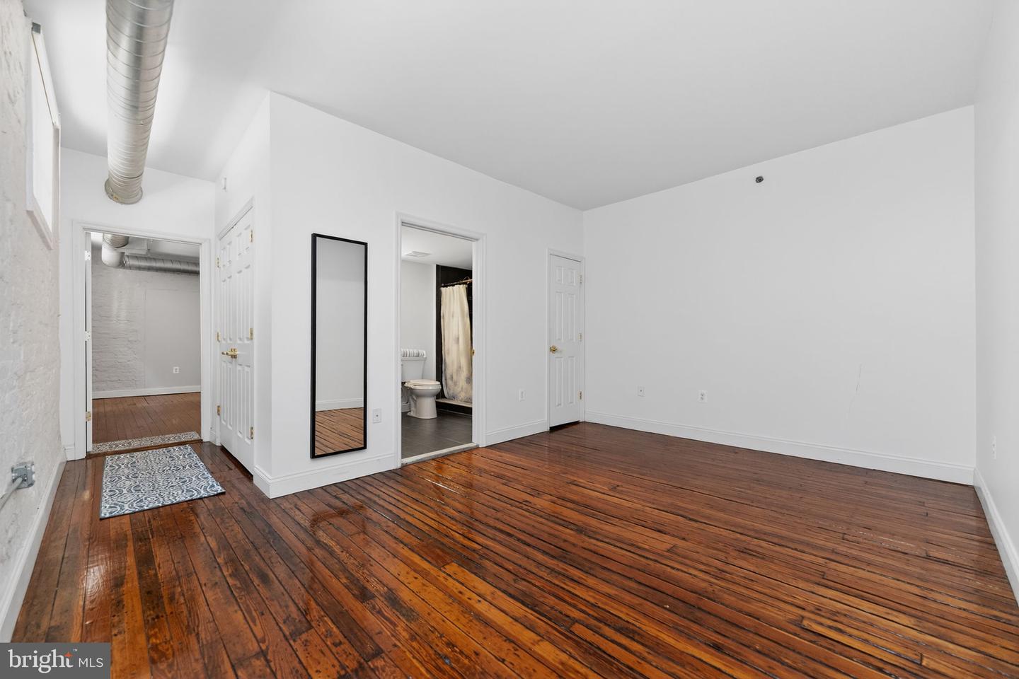 141 N 2nd St #1b Property Photo 13