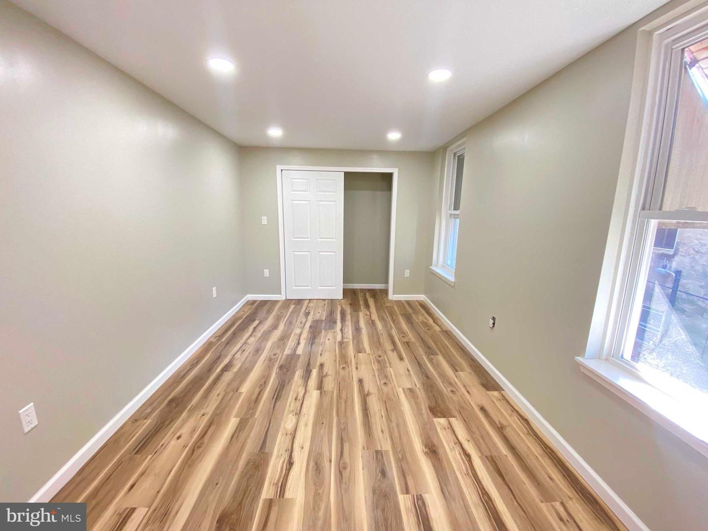 1426 W Rockland St #2nd Fl Property Photo 20