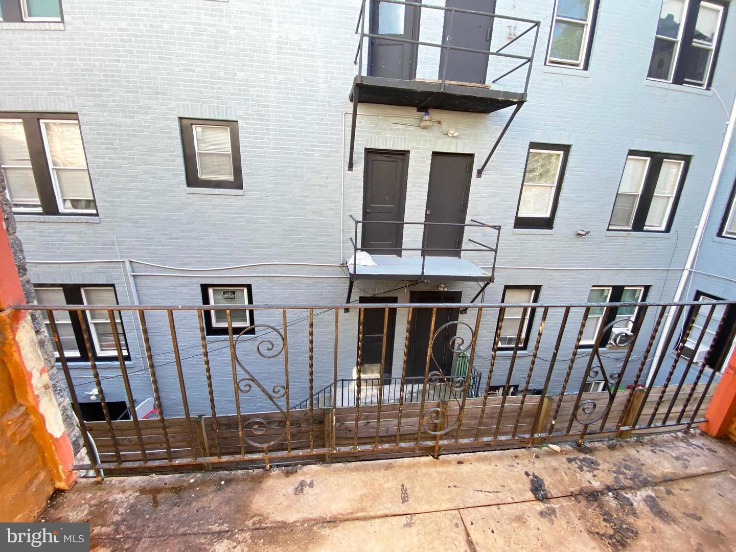 1426 W Rockland St #2nd Fl Property Photo 23
