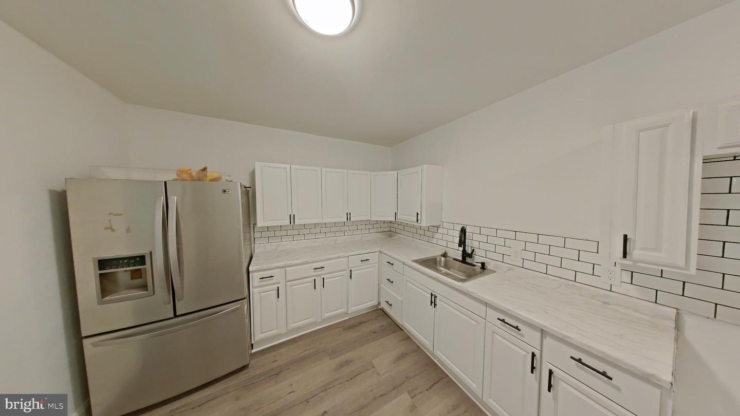 2438 N 20th St #1 Property Photo 2