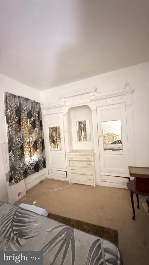 1616 N Dover St Property Photo 11