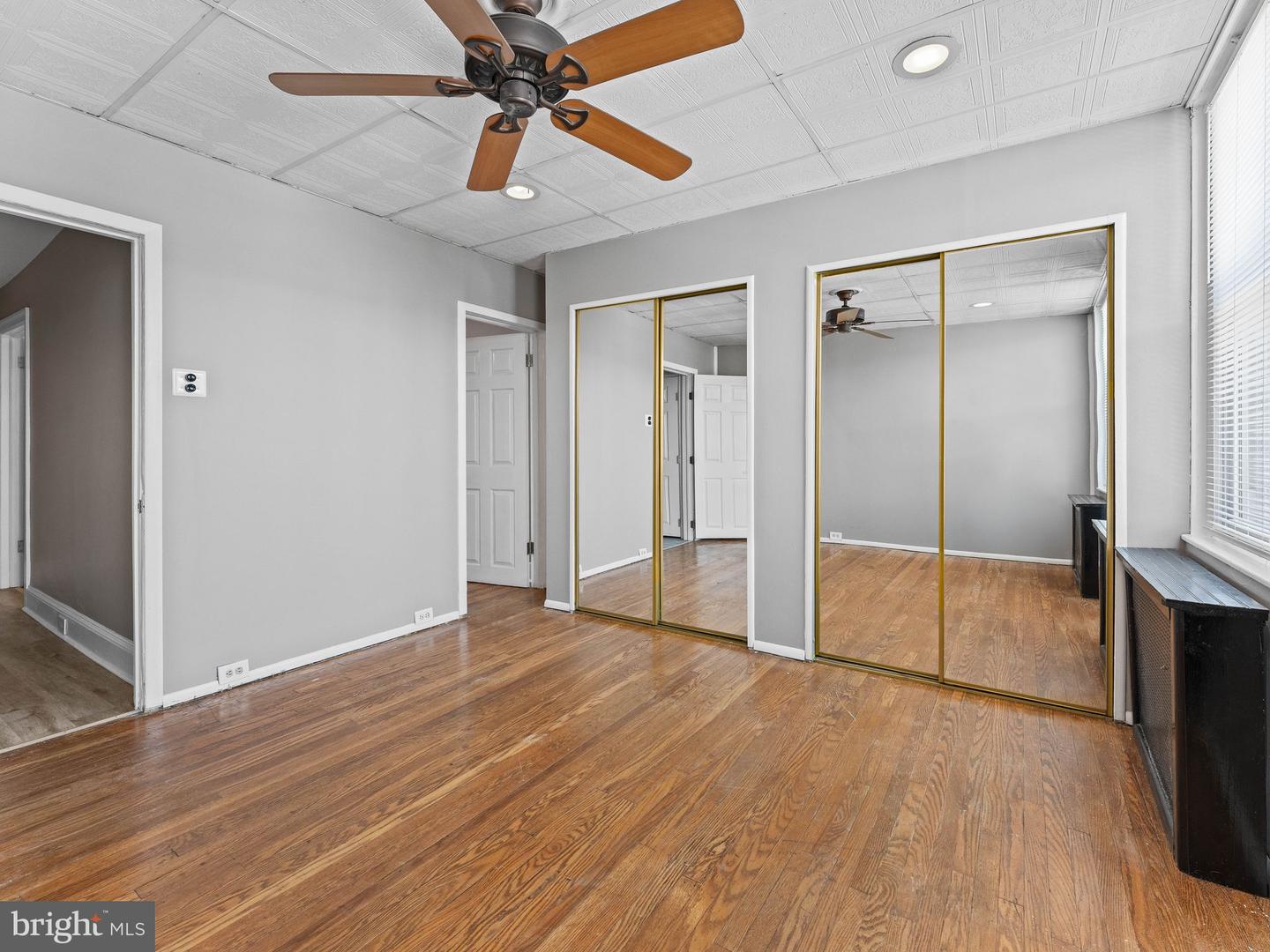 2325 E Sergeant St Property Photo 22