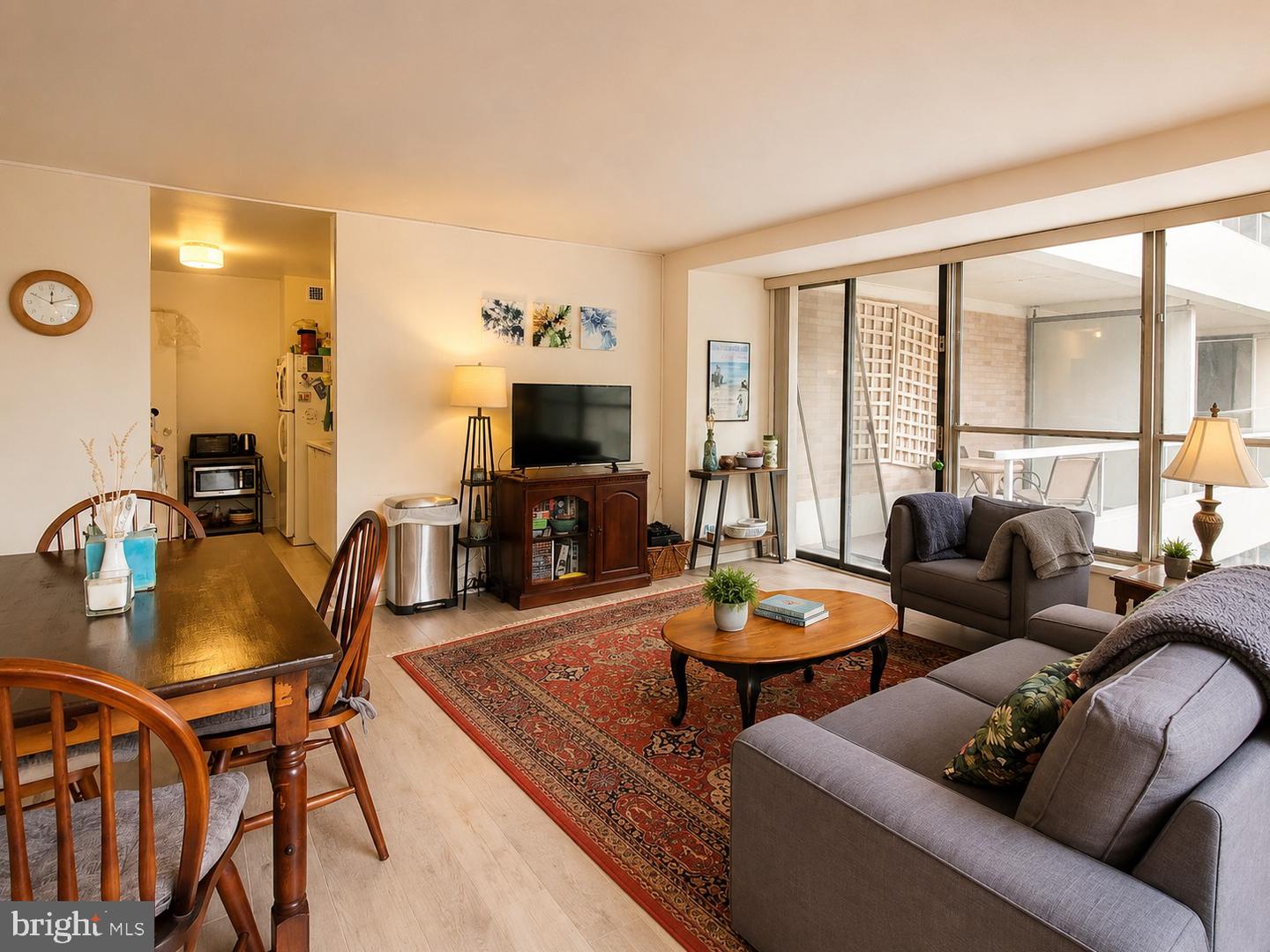 224-30 W Rittenhouse Sq #401 Property Photo 3