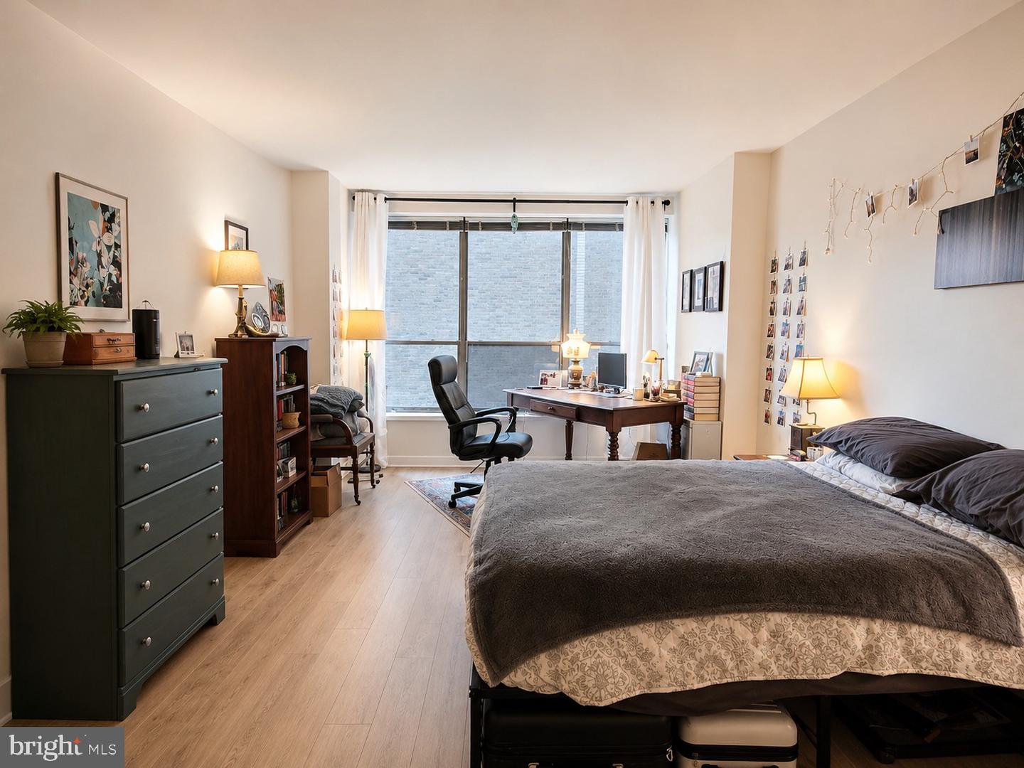 224-30 W Rittenhouse Sq #401 Property Photo 4
