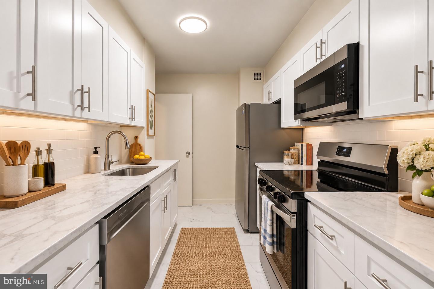 224-30 W Rittenhouse Sq #401 Property Photo 5