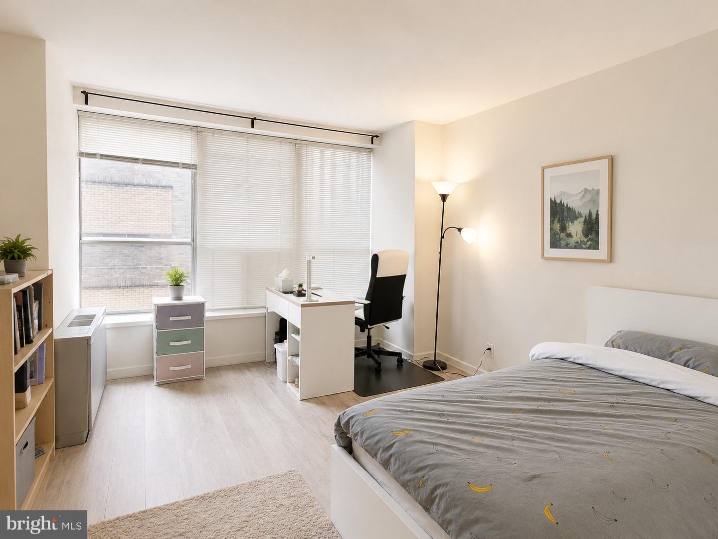 224-30 W Rittenhouse Sq #401 Property Photo 7