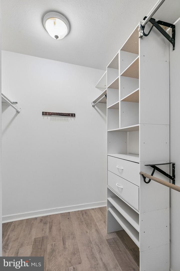 224-30 W Rittenhouse Sq #401 Property Photo 9