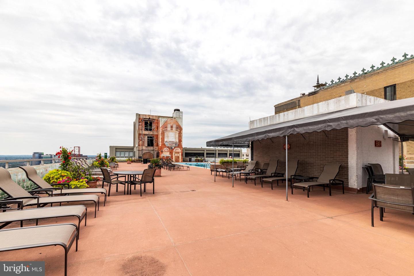 224-30 W Rittenhouse Sq #401 Property Photo 13