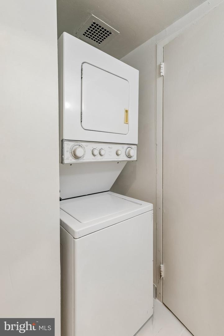 224-30 W Rittenhouse Sq #401 Property Photo 14