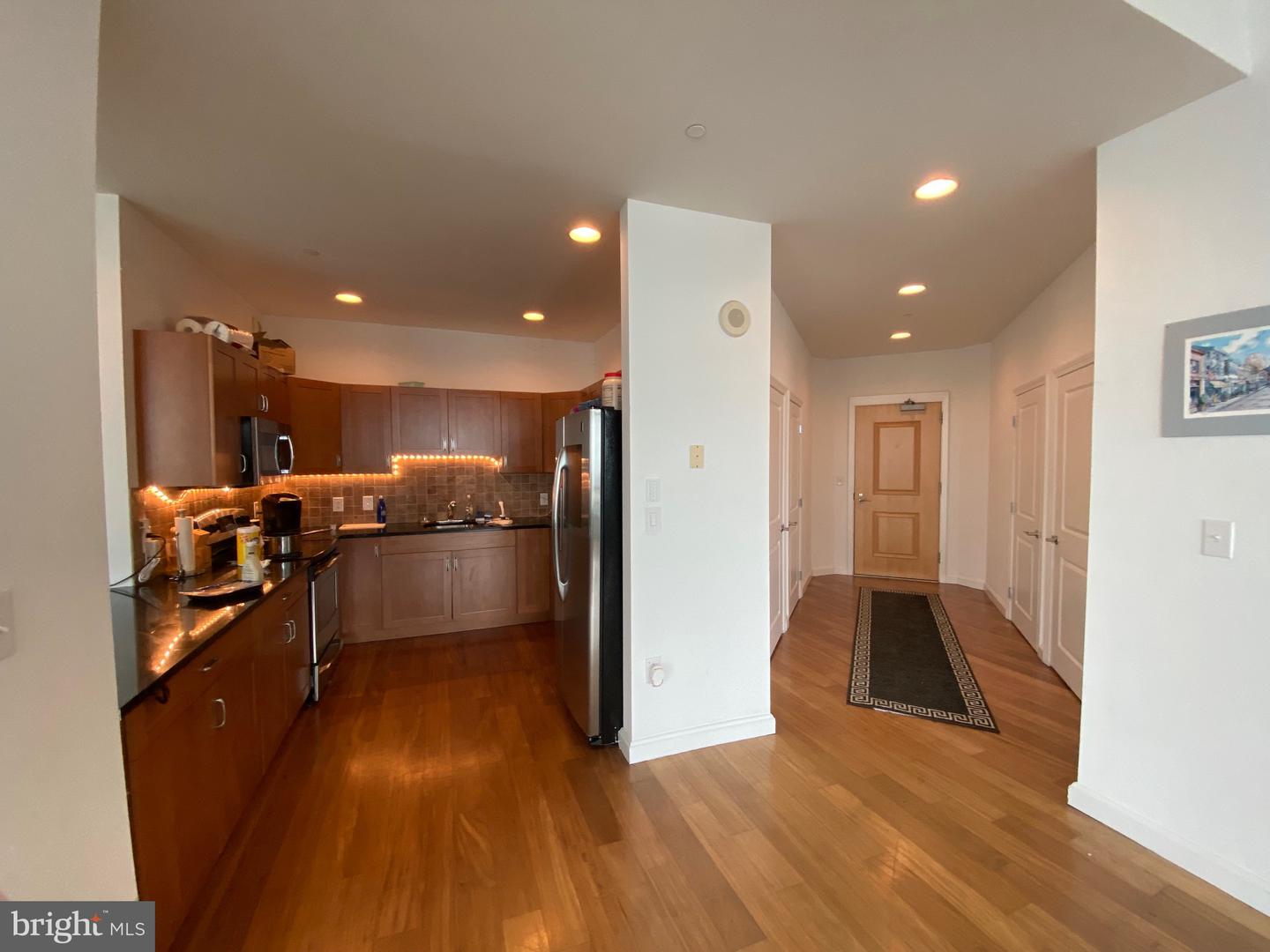 901-00 N Penn St #r2101 Property Photo 19