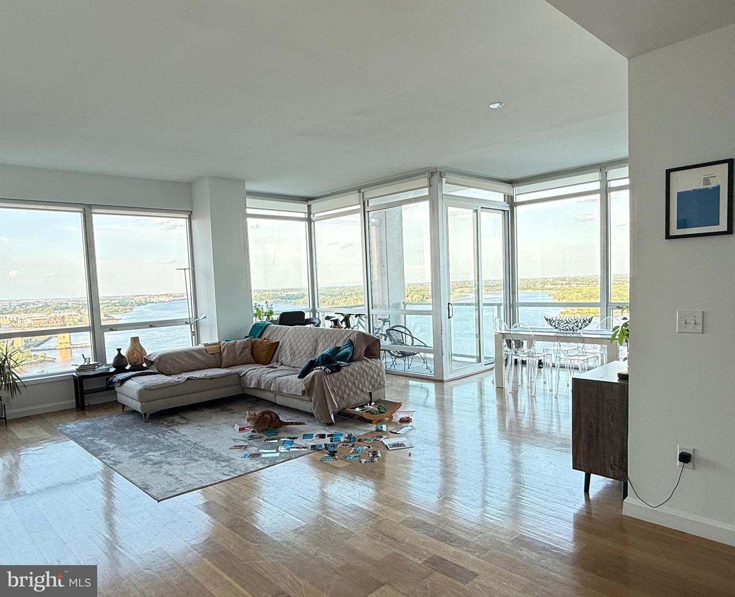 901-00 N Penn St #r2101 Property Photo 22