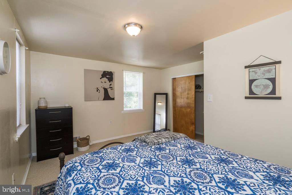 1619 W Master St Property Photo 16