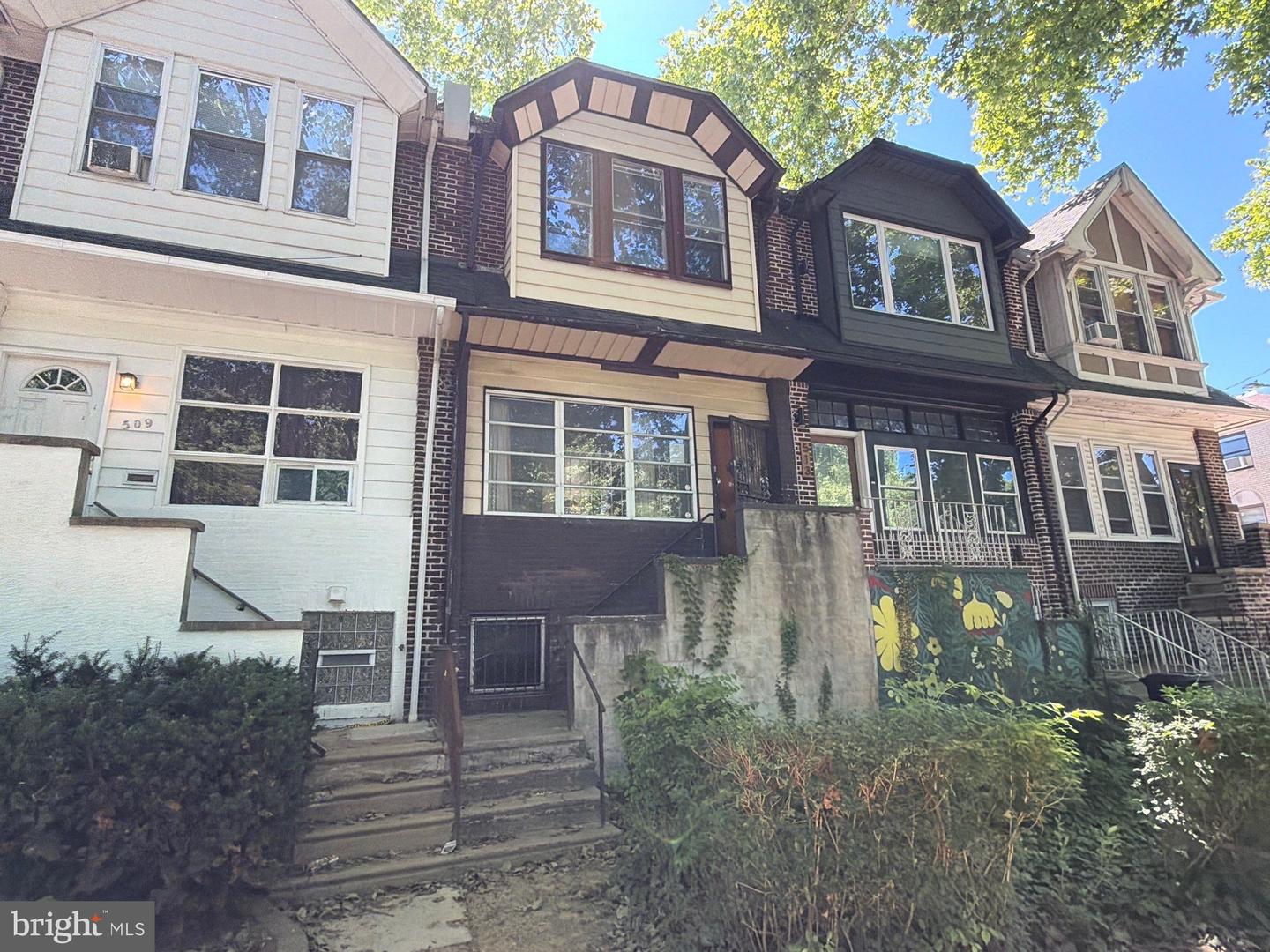 511 COBBS CREEK PKWY Property Photo 1