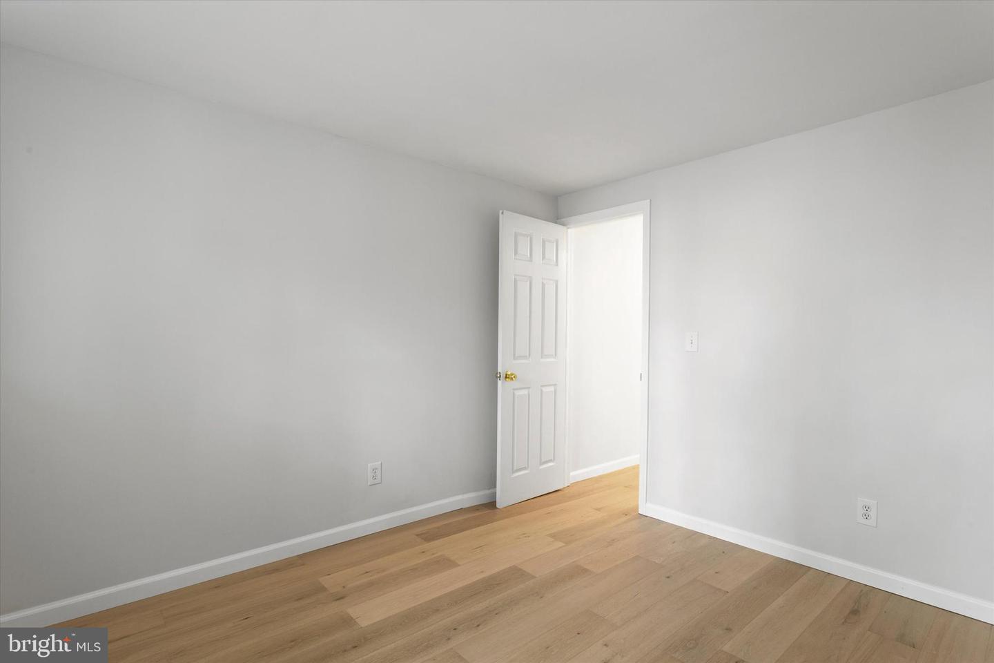 2143 E Albert St Property Photo 13