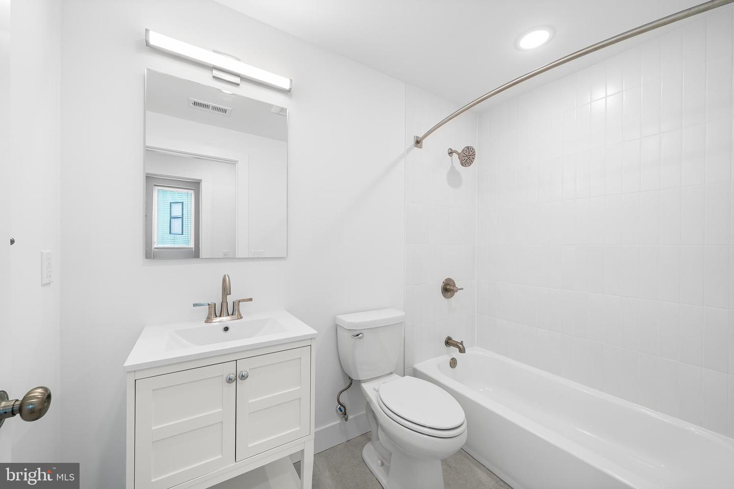 4324 Lancaster Ave #502 Property Photo 19