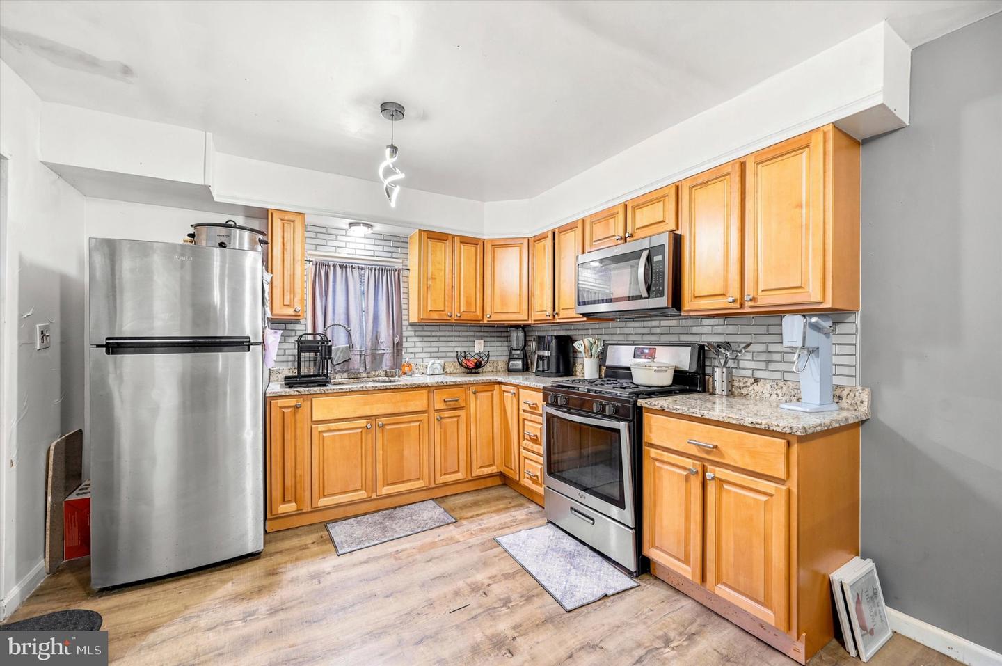 1326 Steinber St Property Photo 16