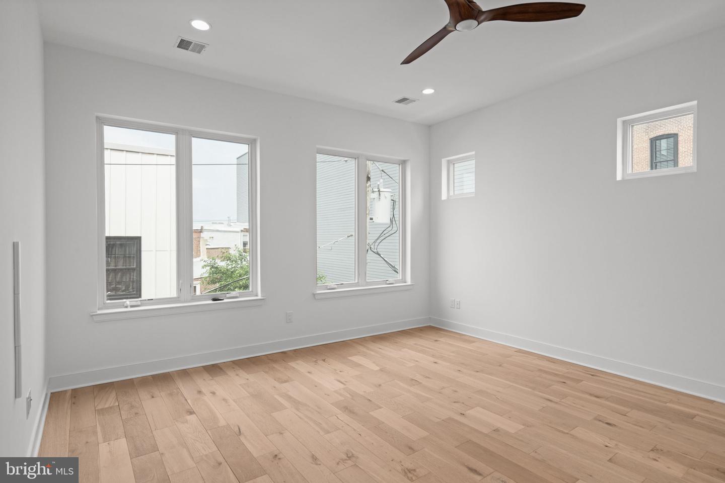 1419 Orange St Property Photo 29