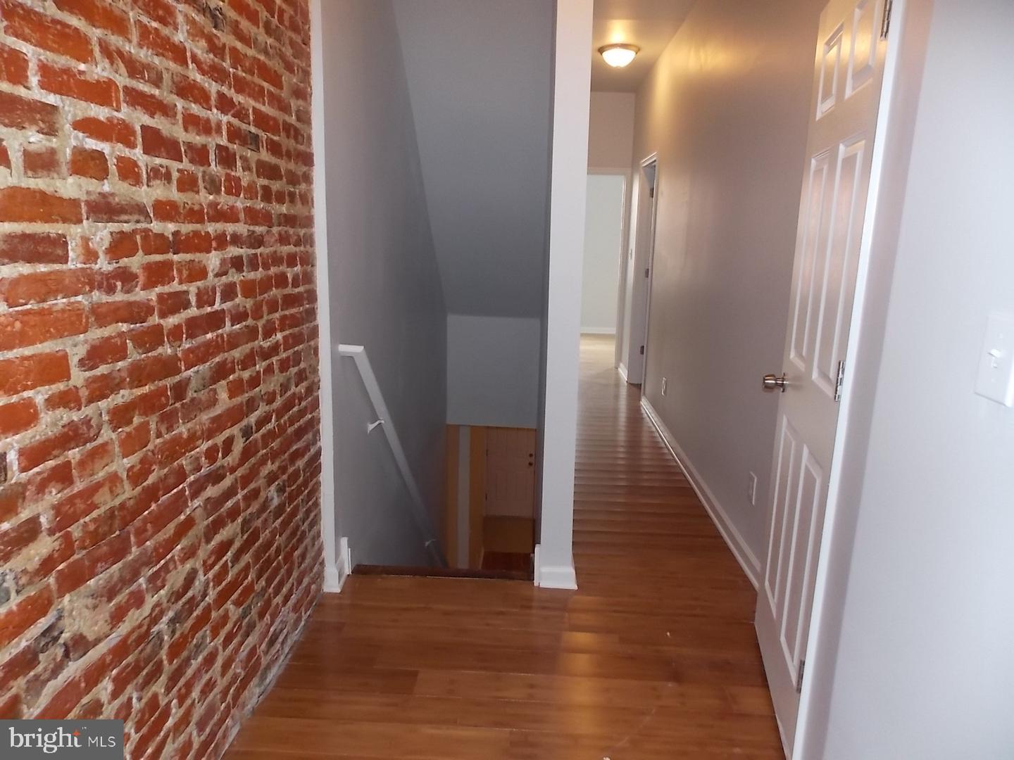 2617 W Montgomery Ave Property Photo 5