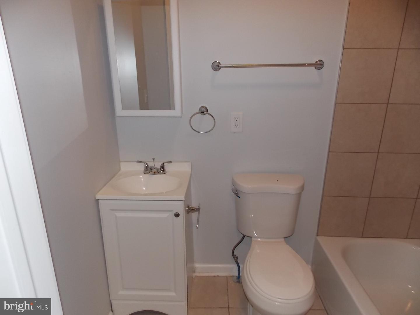 2617 W Montgomery Ave Property Photo 6