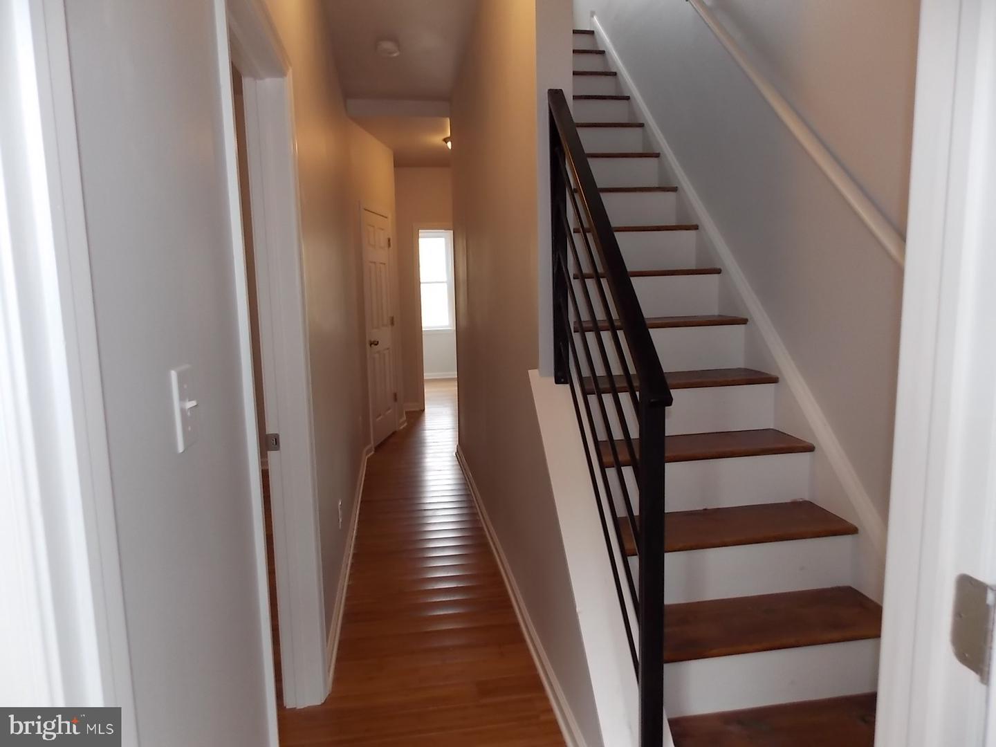 2617 W Montgomery Ave Property Photo 9