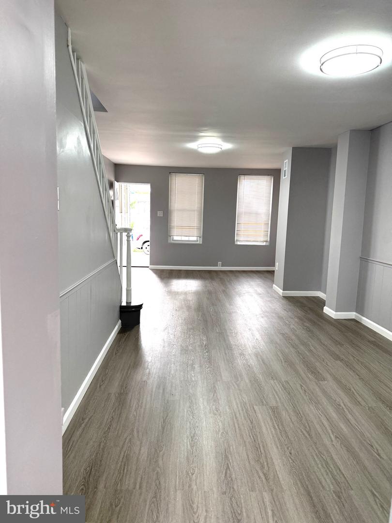7119 Edmund St Property Photo 3