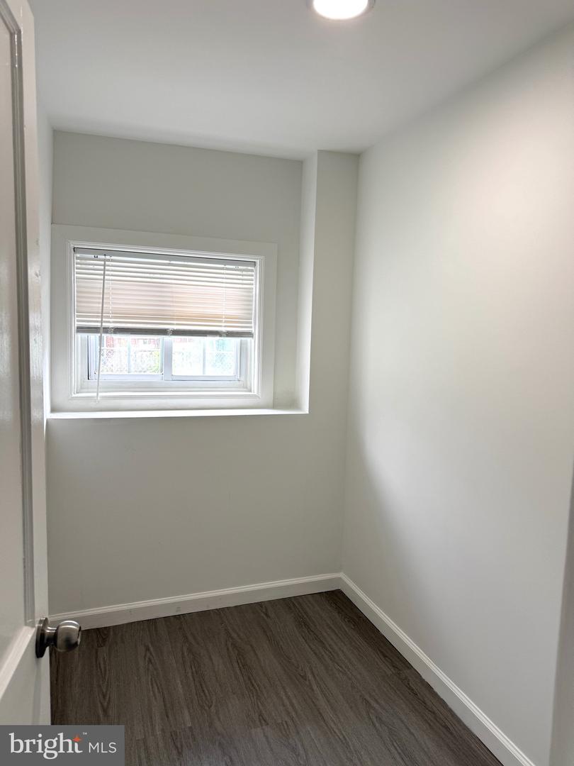 7119 Edmund St Property Photo 6