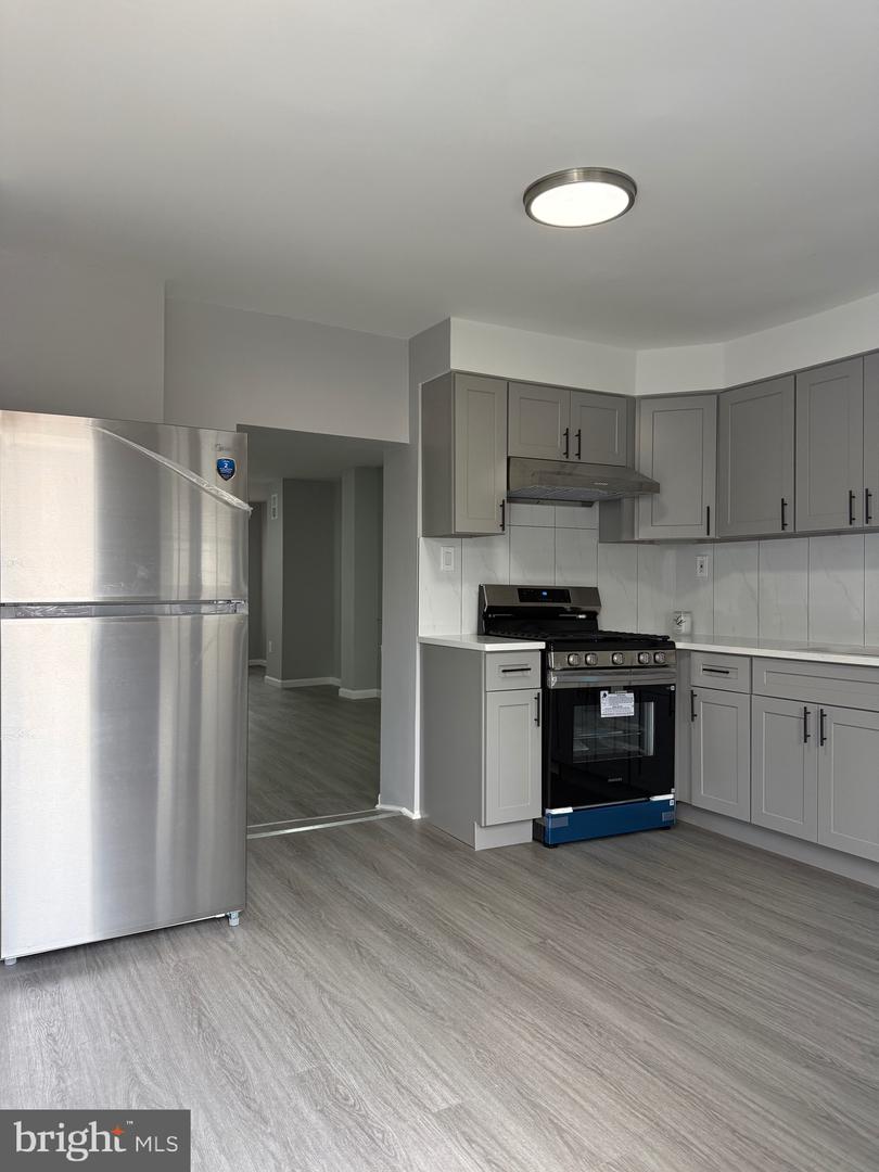 7119 Edmund St Property Photo 8