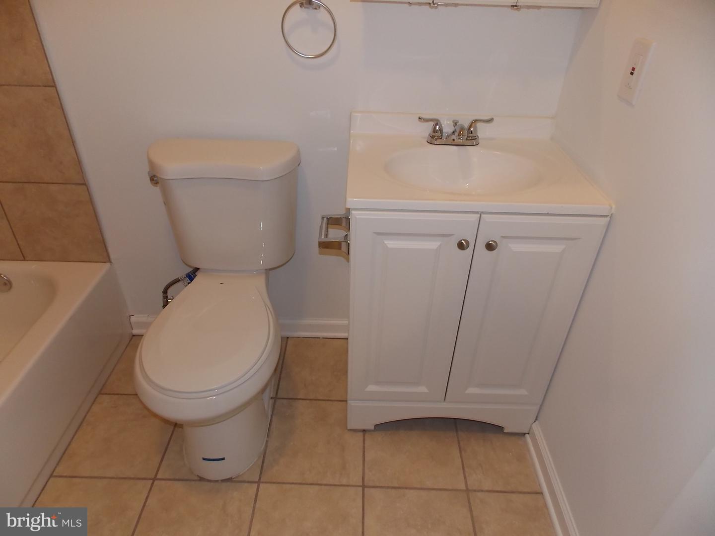 107 N 52nd St Property Photo 15