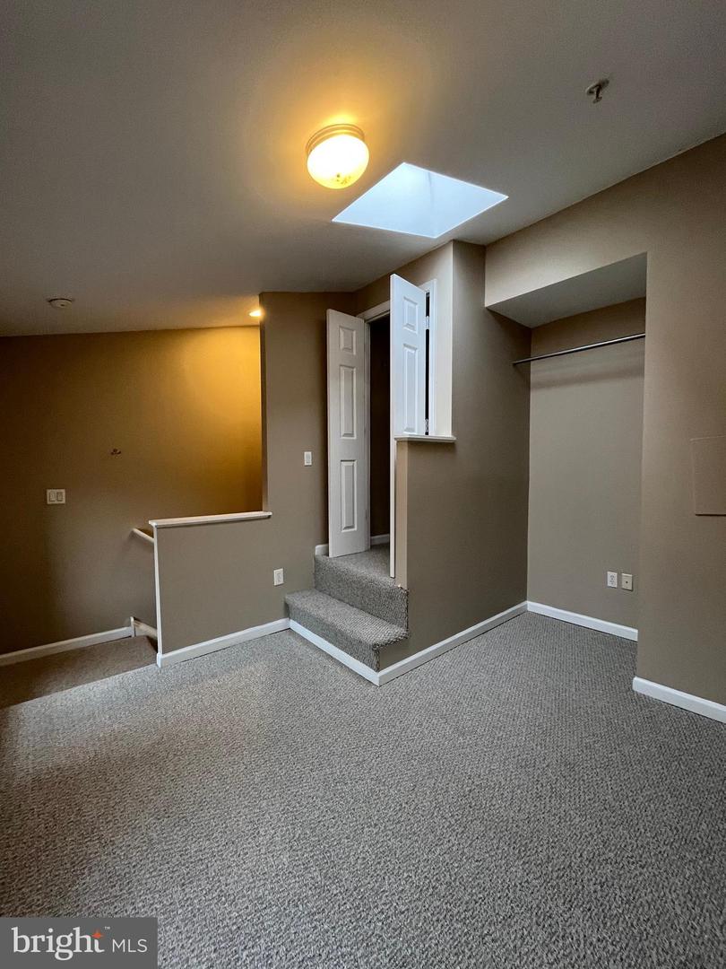 1027-31 N 4th St #h Property Photo 14