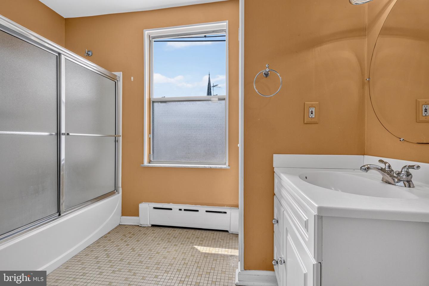 1808 Tree St Property Photo 18