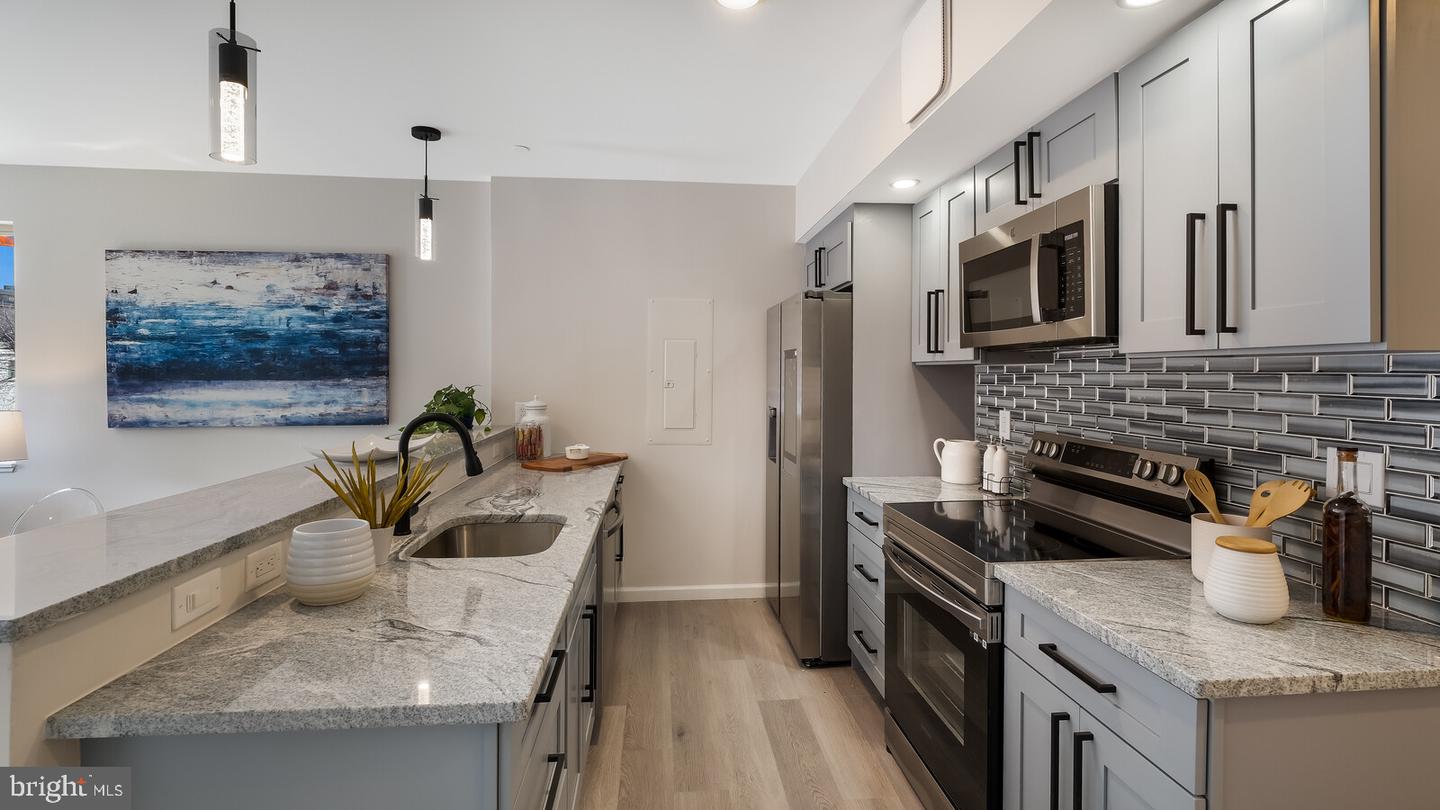 1825 Callowhill St #505 Property Photo 3