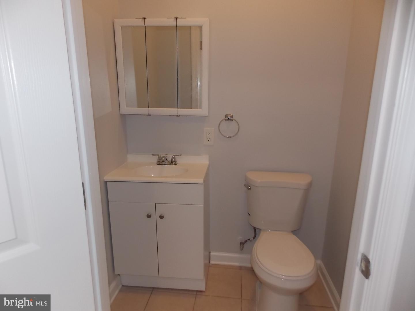413 N 54th St Property Photo 5