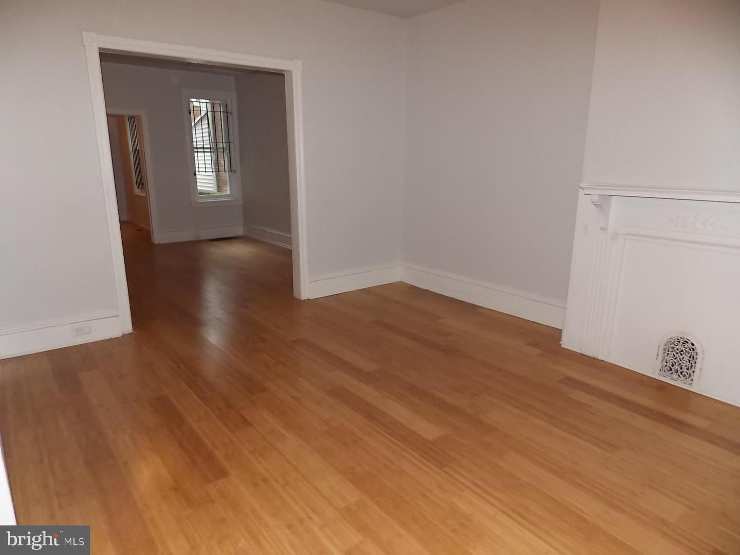 5105 Race St Property Photo 2
