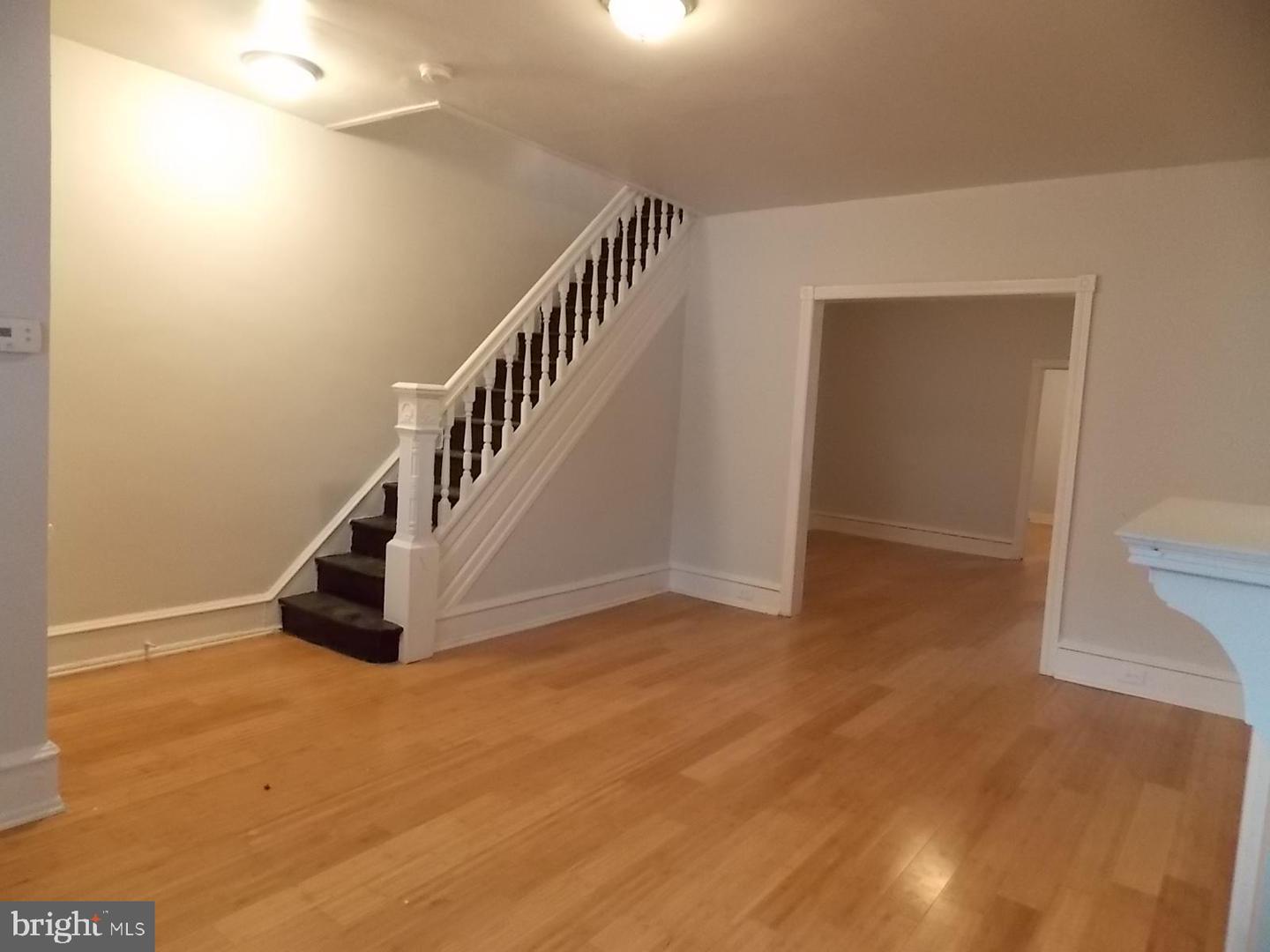 5105 Race St Property Photo 4