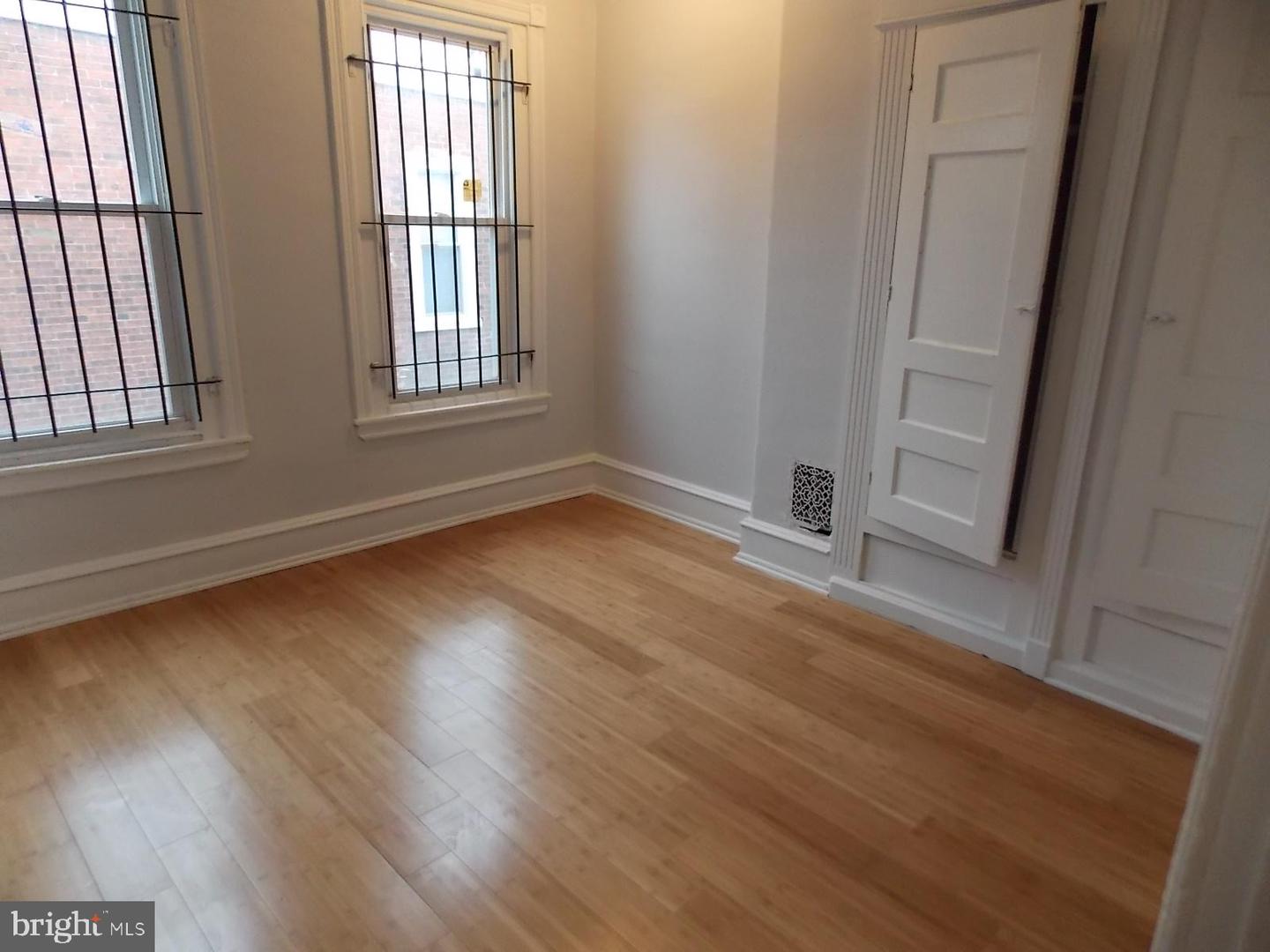 5105 Race St Property Photo 10