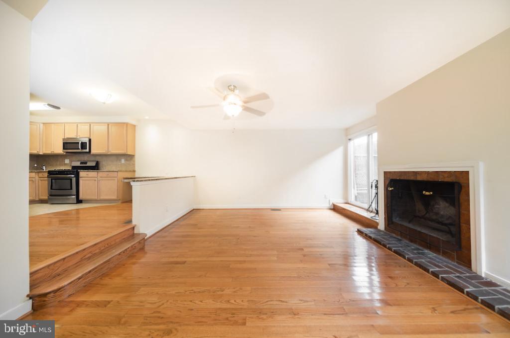 1634-38 LOMBARD ST #3 Property Photo 1
