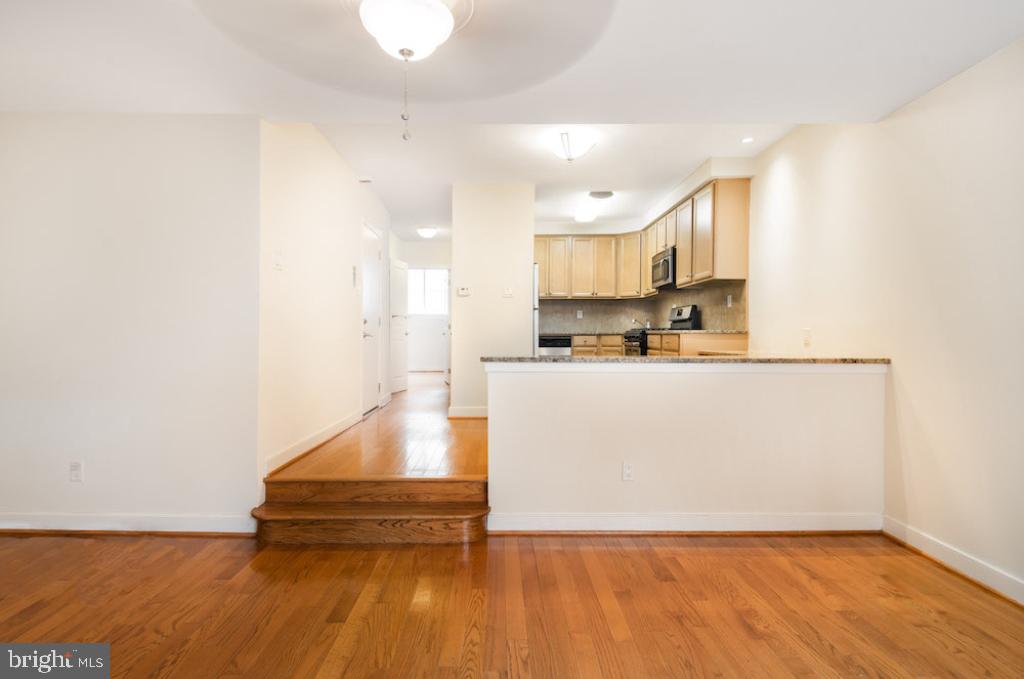 1634-38 Lombard St #3 Property Photo 2